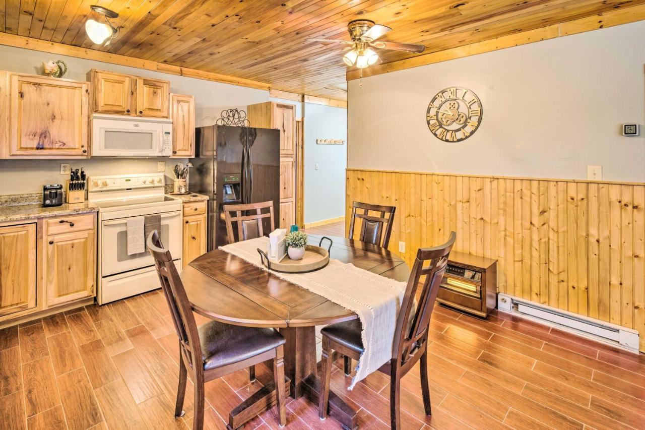 Penrose Home With Covered Deck And Fire Pit! Екстериор снимка